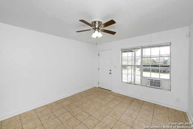 1731 E Carson St Property Photo 5