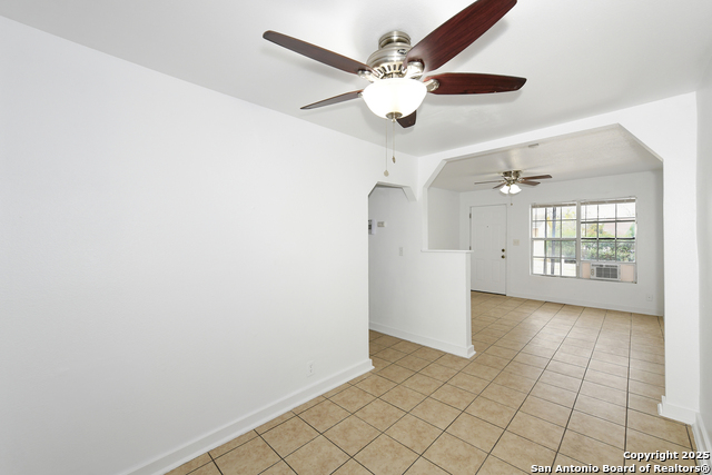 1731 E Carson St Property Photo 7