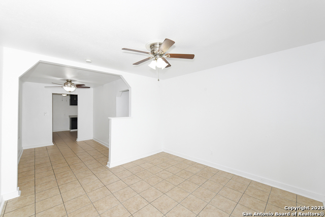 1731 E Carson St Property Photo 9