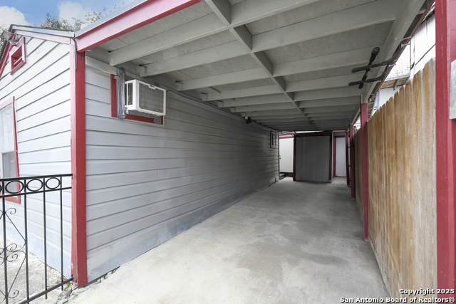 1731 E Carson St Property Photo 31