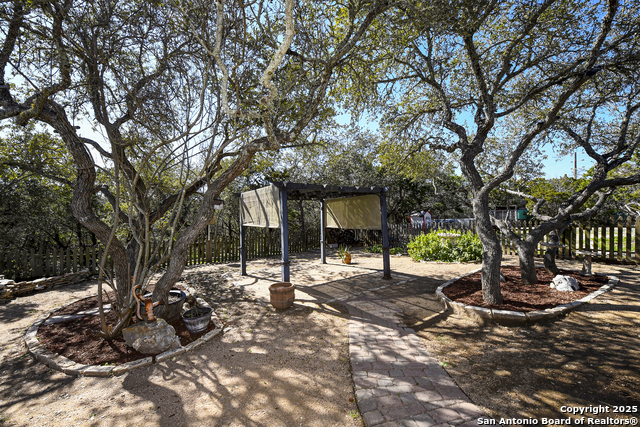 141 County Road 2757 Property Photo 28