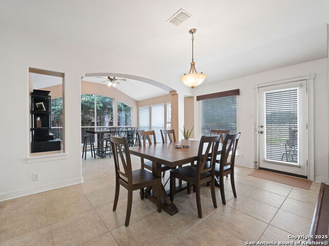 3514 Puesta De Sol Property Photo 13