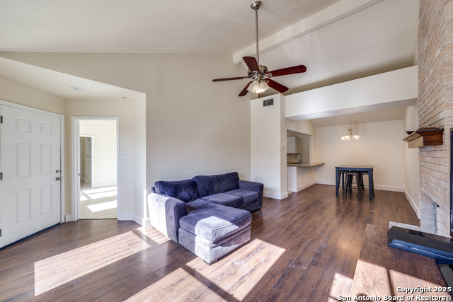 8533 Wood Arbor Property Photo 6