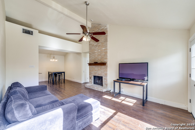 8533 Wood Arbor Property Photo 7
