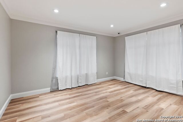 6905 West Ave Property Photo 13