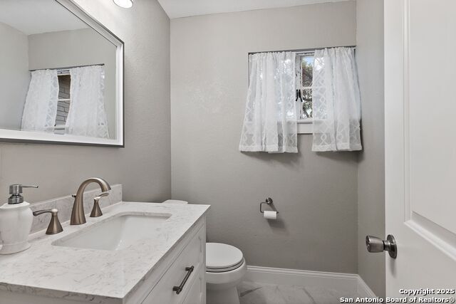 6905 West Ave Property Photo 14