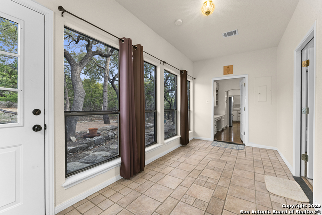 1560 Roadrunner Ln Property Photo 14