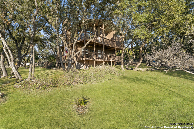 1560 Roadrunner Ln Property Photo 32