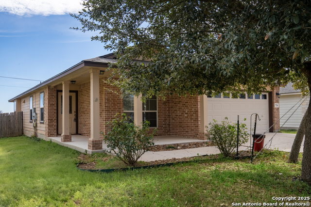734 Wolfeton Way Property Photo 2