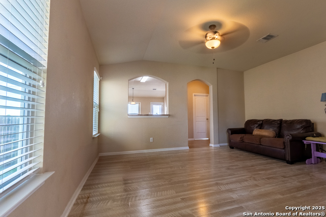 734 Wolfeton Way Property Photo 7