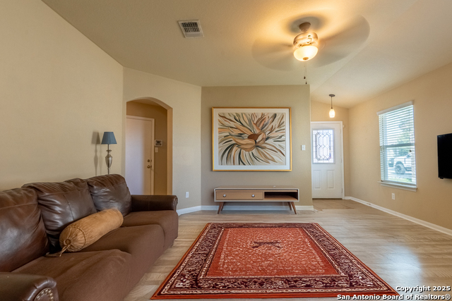 734 Wolfeton Way Property Photo 8