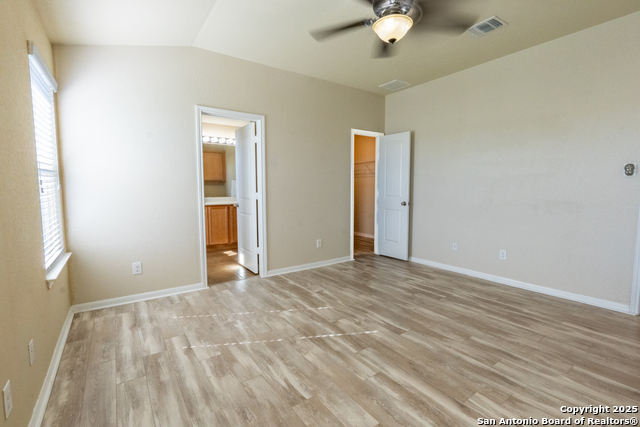 734 Wolfeton Way Property Photo 17