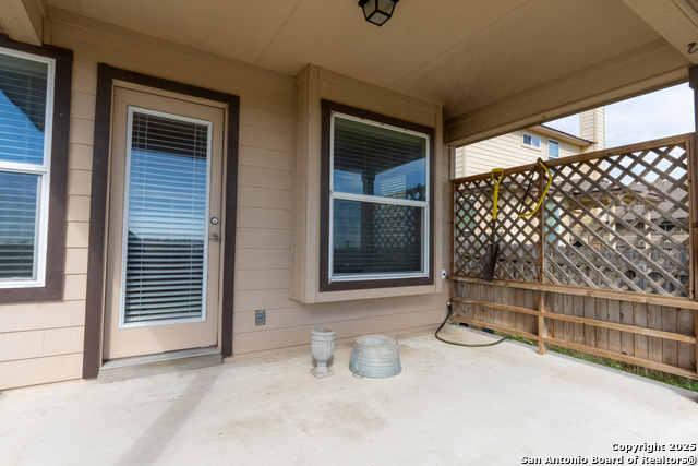 734 Wolfeton Way Property Photo 26