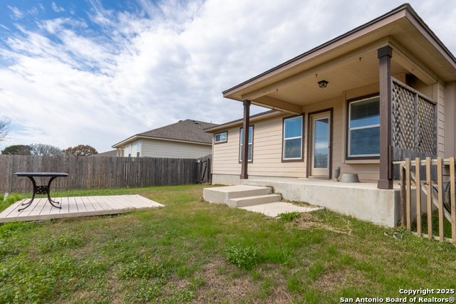 734 Wolfeton Way Property Photo 28