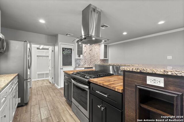 206 Grotto Blvd Property Photo 10