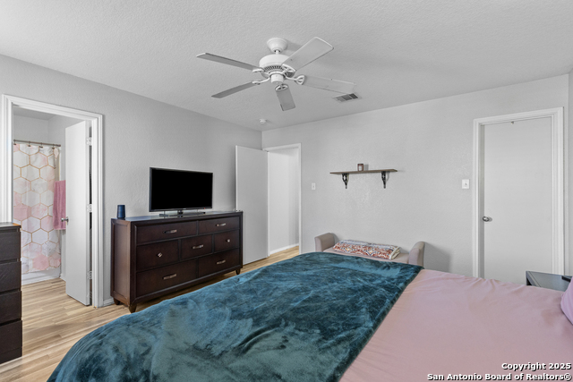 9935 Barhill Bay Property Photo 26