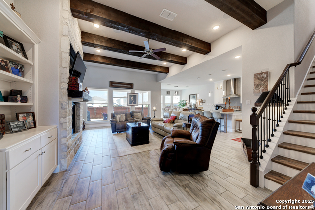 1426 Village Inn Property Photo 7