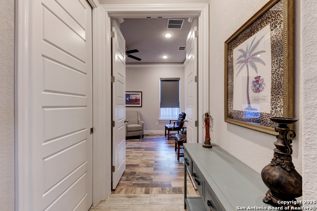 1426 Village Inn Property Photo 8