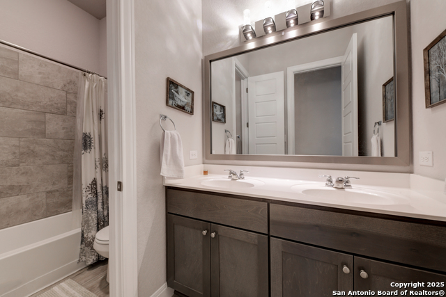1426 Village Inn Property Photo 26
