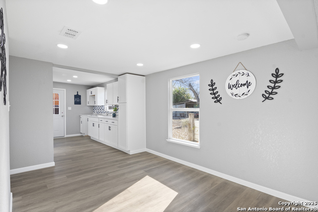 422 Apolonio St Property Photo 11