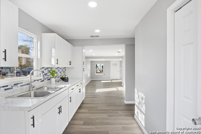 422 Apolonio St Property Photo 13