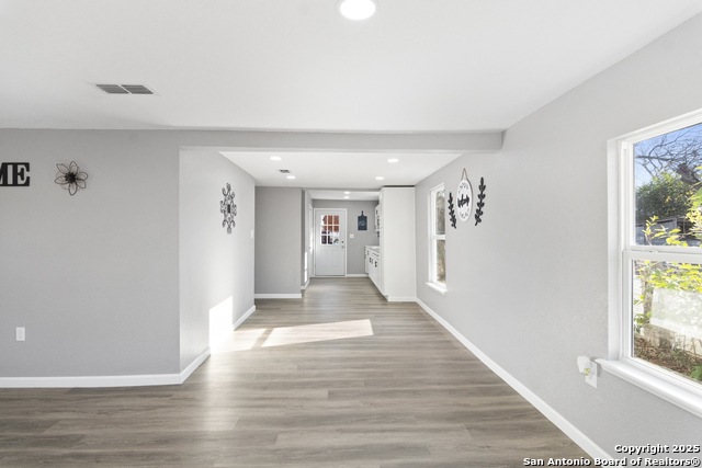 422 Apolonio St Property Photo 16