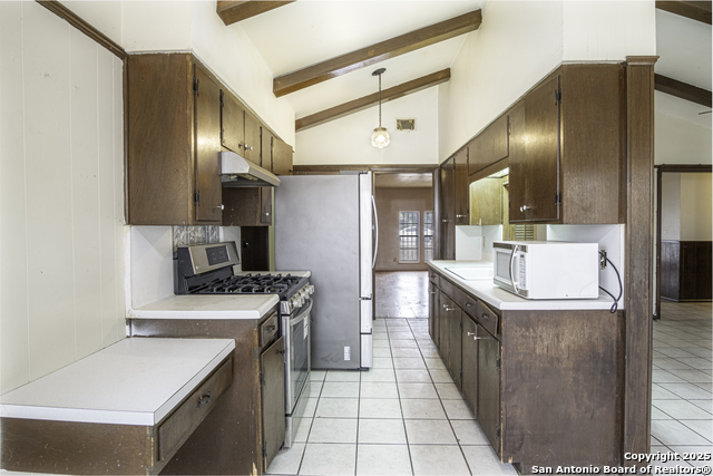 127 Roesler Rd Property Photo 13