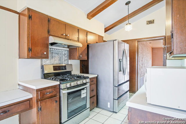 127 Roesler Rd Property Photo 14