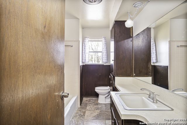 127 Roesler Rd Property Photo 16