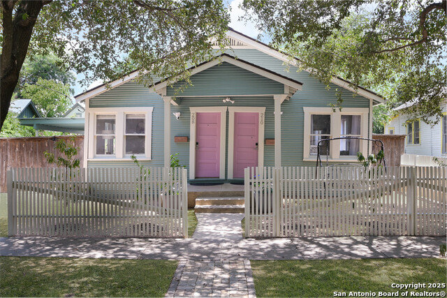 208 Mission St Property Photo 1