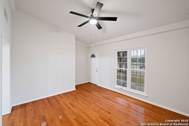9306 La Ronda Property Photo 6