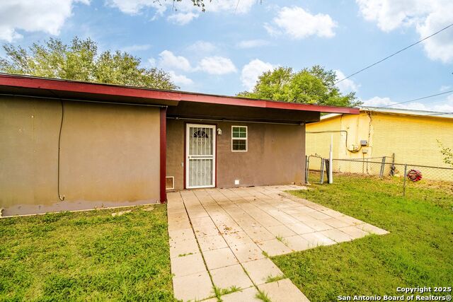 9306 La Ronda Property Photo 23