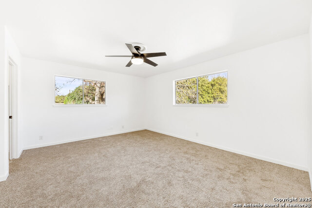 242 Yosemite Dr Property Photo 17