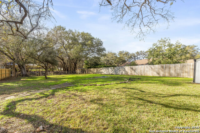 242 Yosemite Dr Property Photo 27