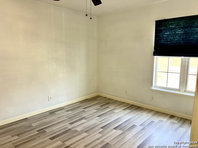 8211 White Oak Property Photo 14