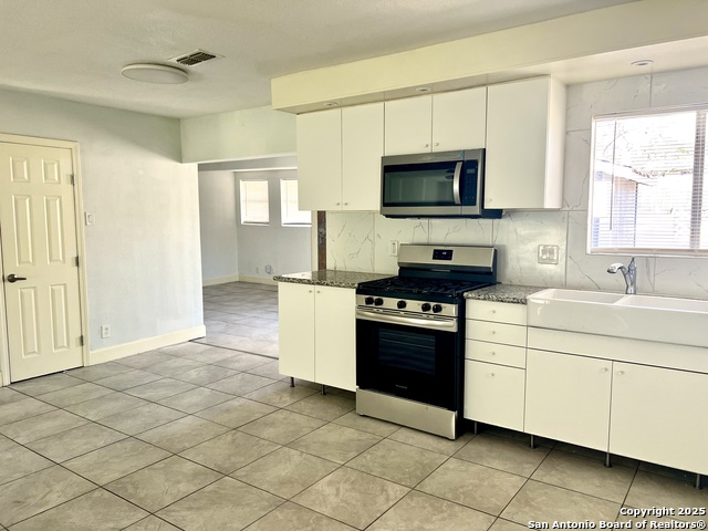 8211 White Oak Property Photo 18