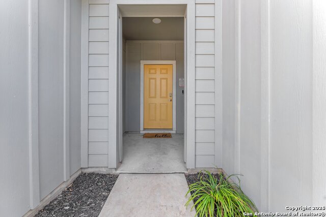 401 Signe Property Photo 4