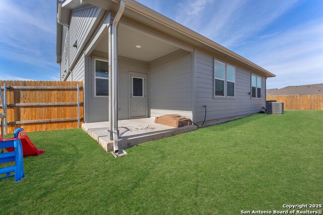 401 Signe Property Photo 27