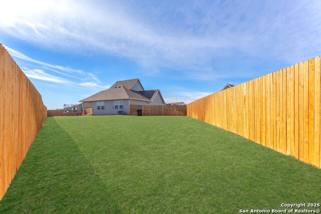 401 Signe Property Photo 28
