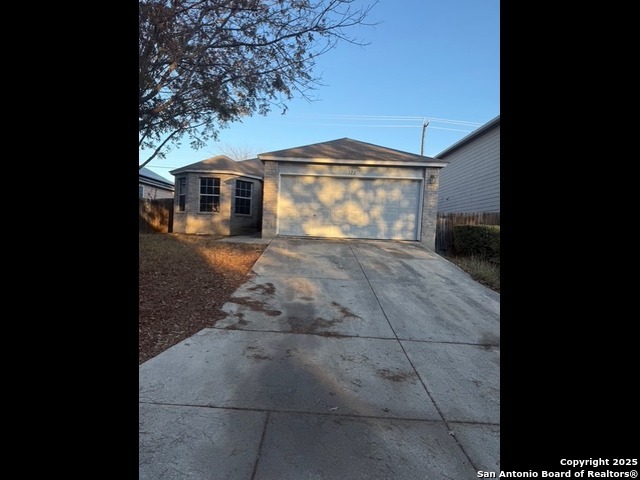 122 Roswell Cyn Property Photo