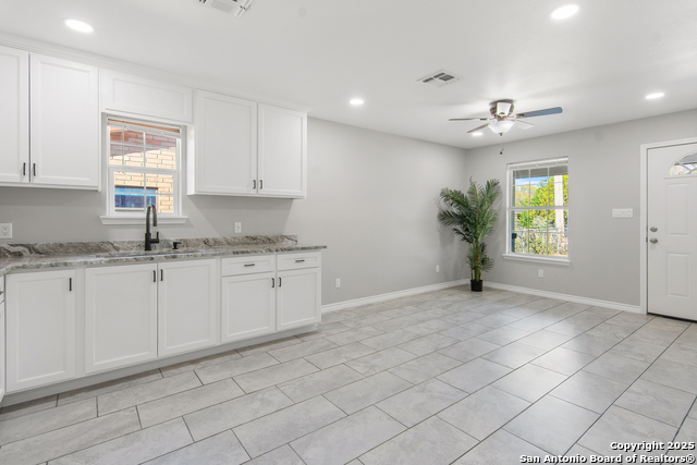 329 S Crisp St Property Photo 8