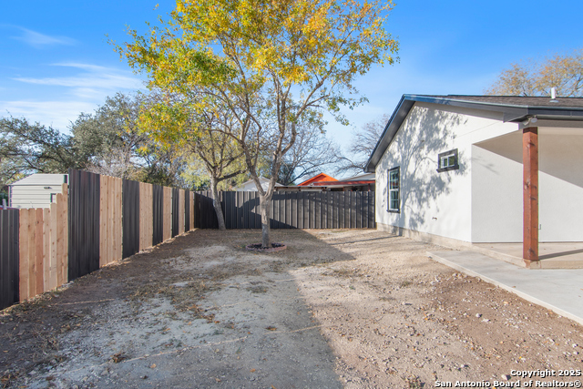 329 S Crisp St Property Photo 23