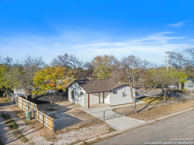 329 S Crisp St Property Photo 33