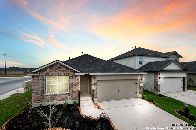4323 Caraway Bay Property Photo 1