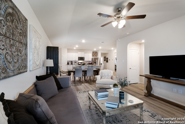 4323 Caraway Bay Property Photo 17