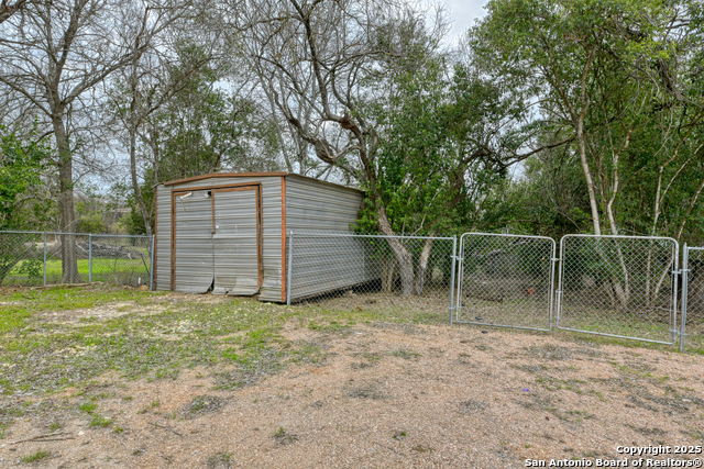 158 E Arrowhead Dr Property Photo 17