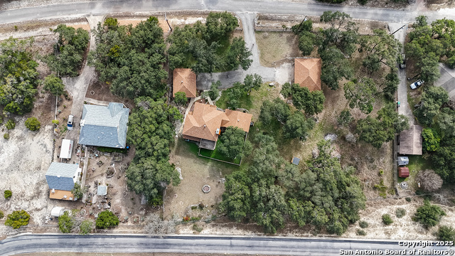 542 Silver Springs Property Photo 4