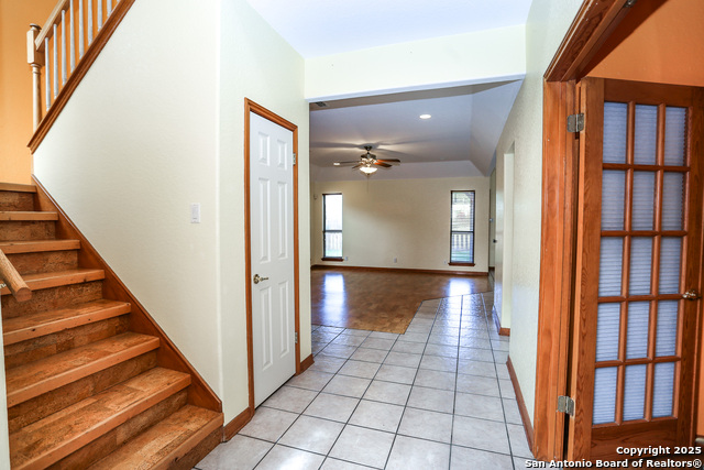 542 Silver Springs Property Photo 6