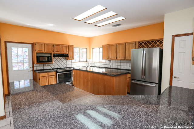 542 Silver Springs Property Photo 8