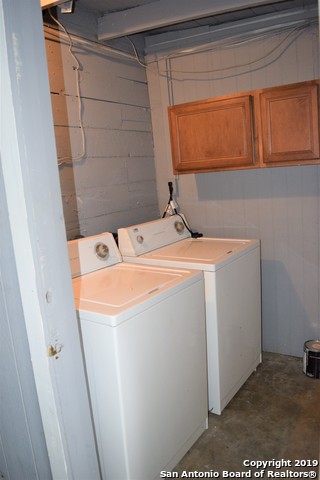 587 Overhill Dr Property Photo 10